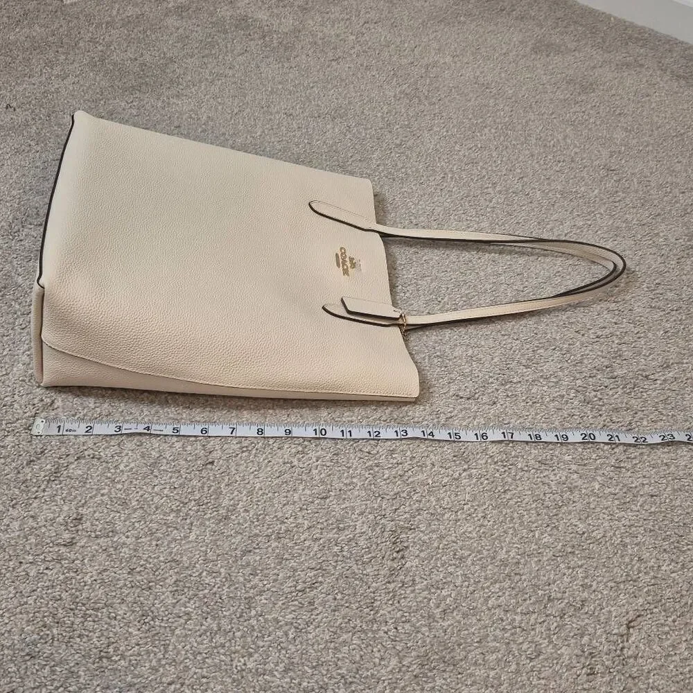 NWT Coach Leather Chalk Thea Tote Bag